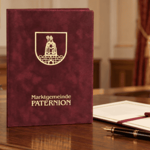 Urkundenmappe mit Prägung